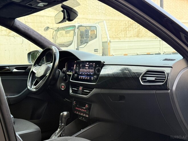Volkswagen Polo 2020, 188,470 km - 1.6 l - Bakı