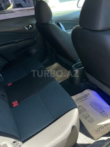 Nissan Note-9