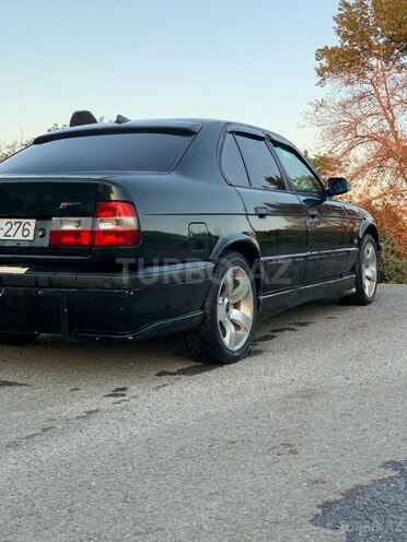 BMW 520-10