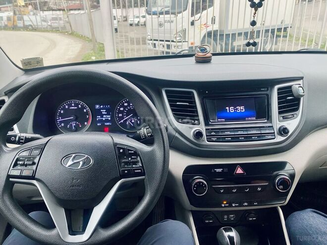 Hyundai Tucson-5