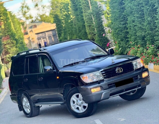 Toyota Land Cruiser-6
