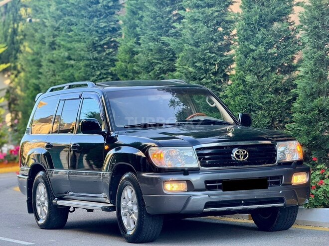 Toyota Land Cruiser-9