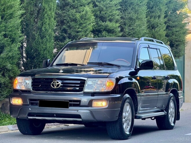 Toyota Land Cruiser-7