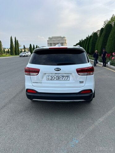 Kia Sorento-2