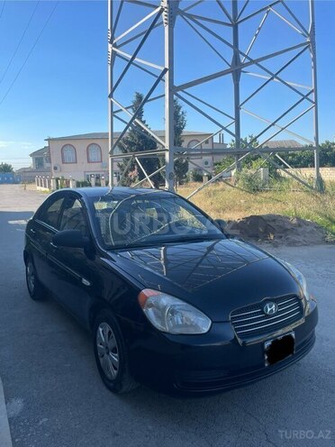 Hyundai Accent-3