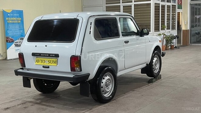 LADA (VAZ) Niva-9