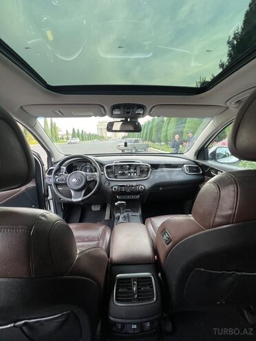Kia Sorento-6