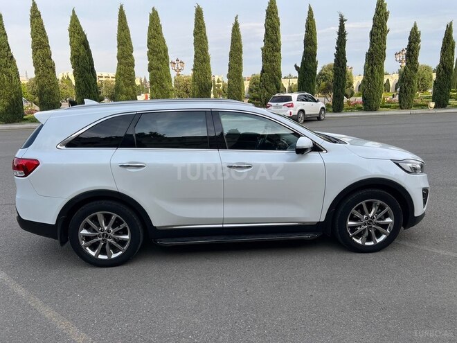 Kia Sorento-4