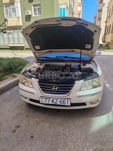 Hyundai Sonata-2