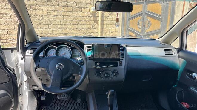 Nissan Tiida-3