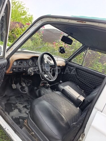 LADA (VAZ) 21011-3
