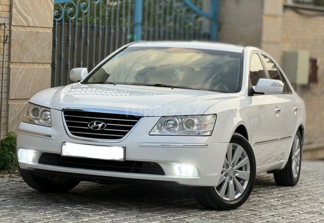 Hyundai Sonata-12