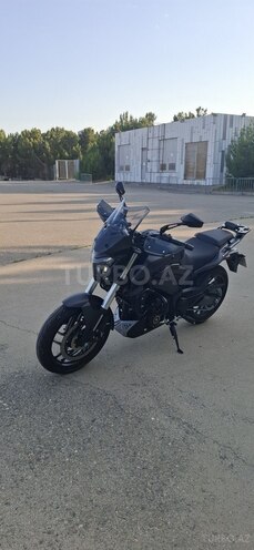 Bajaj Dominar 400-12