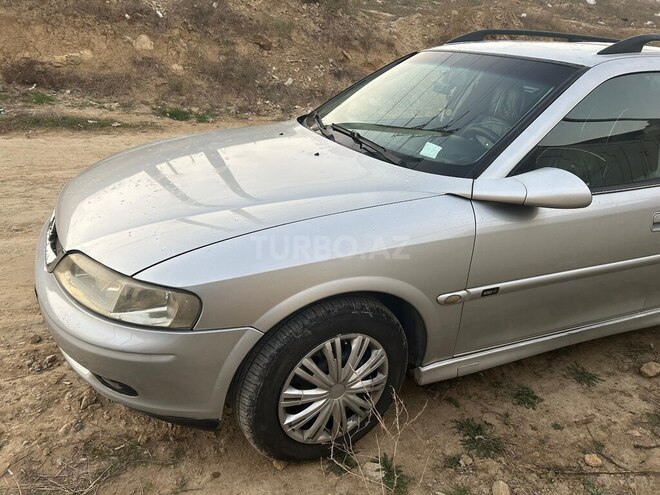 Opel Vectra-6