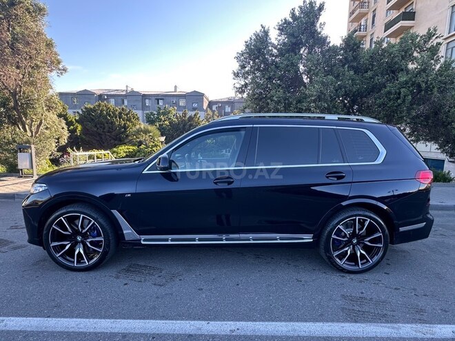 BMW X7-6