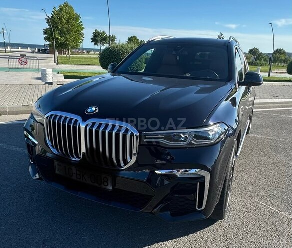 BMW X7-1