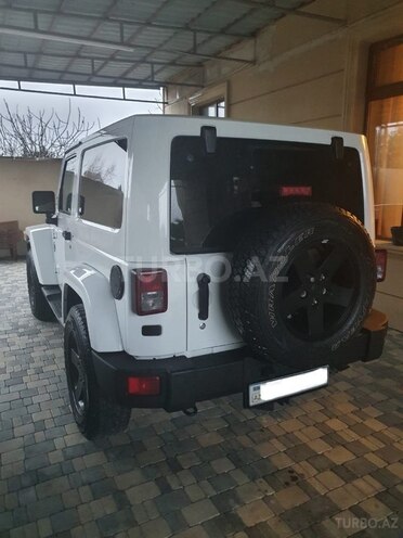 Jeep Wrangler-4