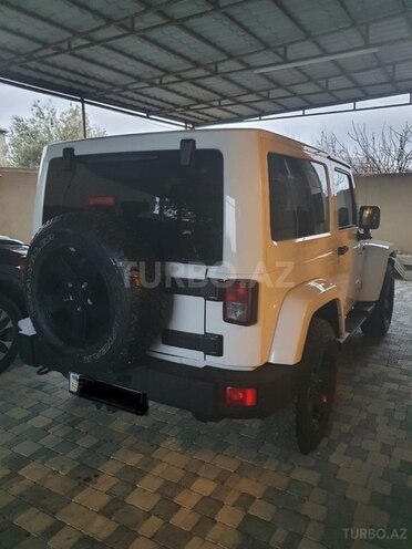 Jeep Wrangler-5