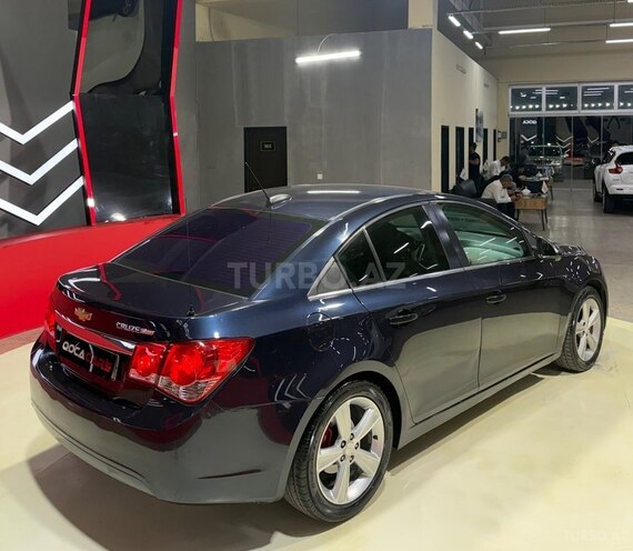 Chevrolet Cruze-7