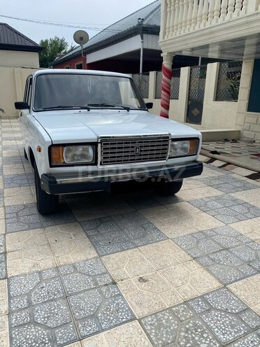 LADA (VAZ) 2107-1