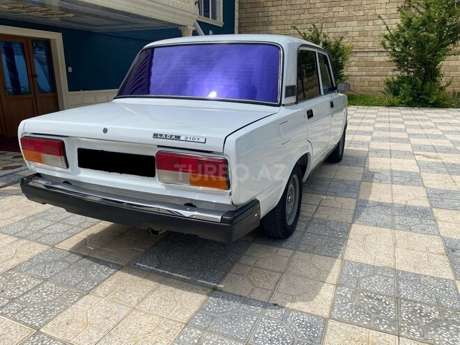 LADA (VAZ) 2107-6