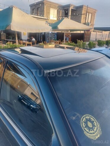Mercedes E 200-5