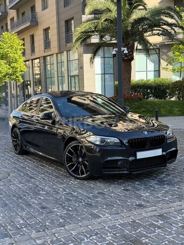 BMW 528-2