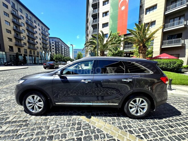 Kia Sorento-6