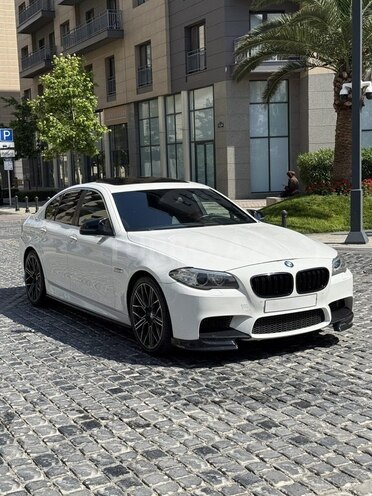BMW 528-6