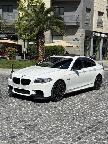 BMW 528-5