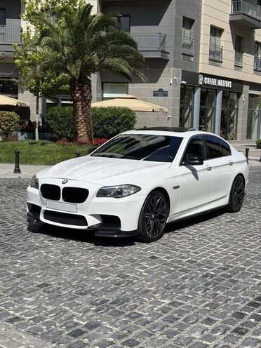 BMW 528-8