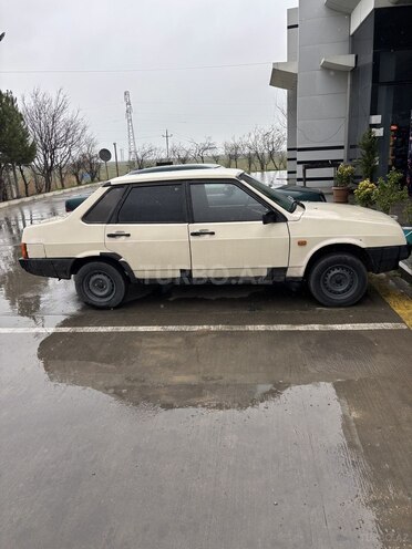 LADA (VAZ) 21099-2