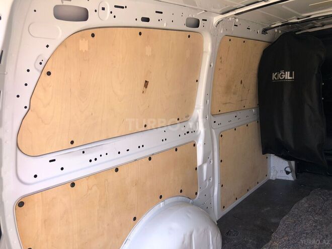 Mercedes Vito-11