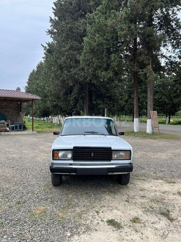 LADA (VAZ) 2107-1