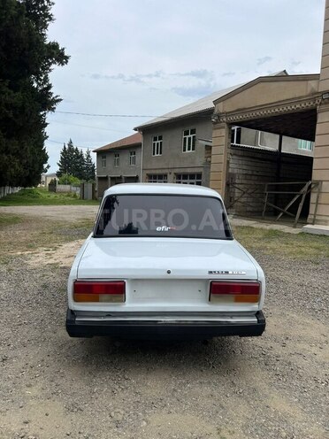 LADA (VAZ) 2107-4