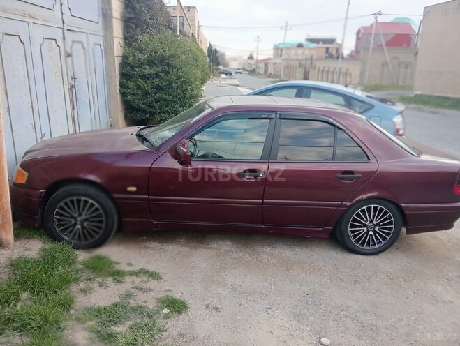 Mercedes C 180-3
