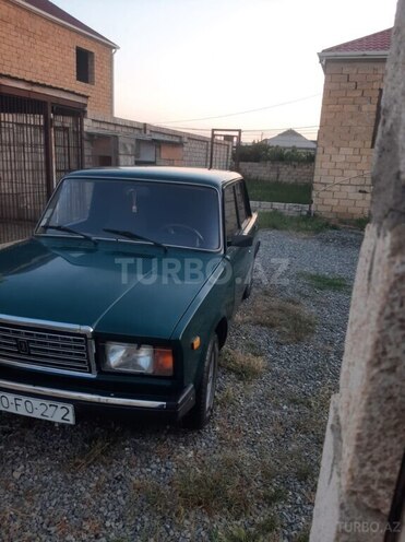 LADA (VAZ) 2107-1