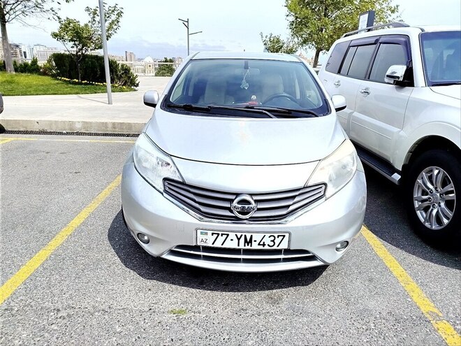 Nissan Note-1