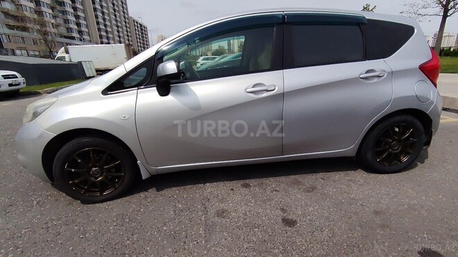 Nissan Note-4