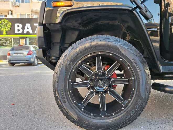 Hummer H2-11