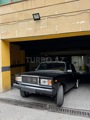 LADA (VAZ) 2107-2