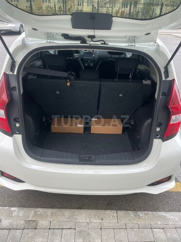 Nissan Note-9