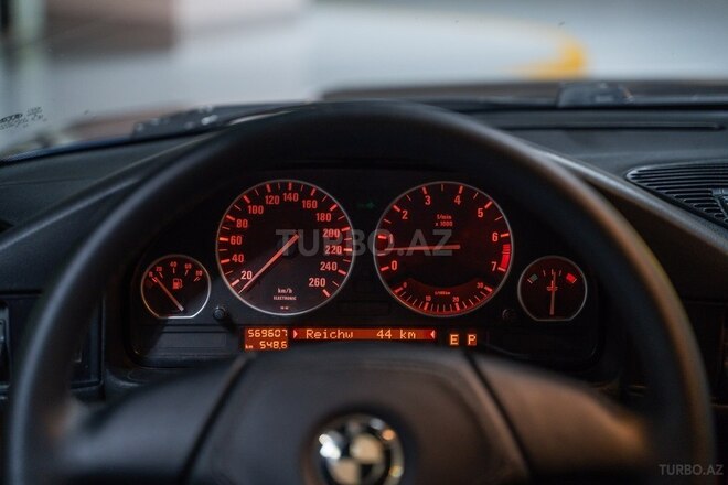 BMW 540-9