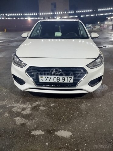 Hyundai Accent-1