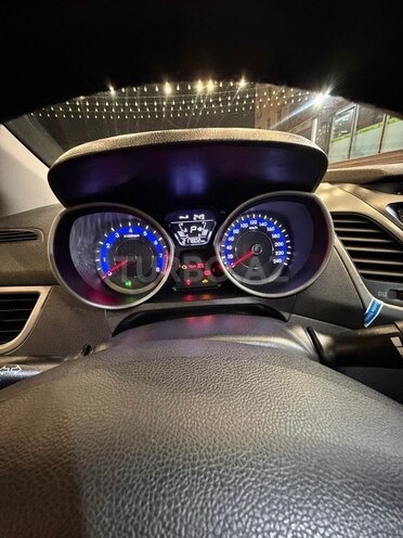 Hyundai Avante-14