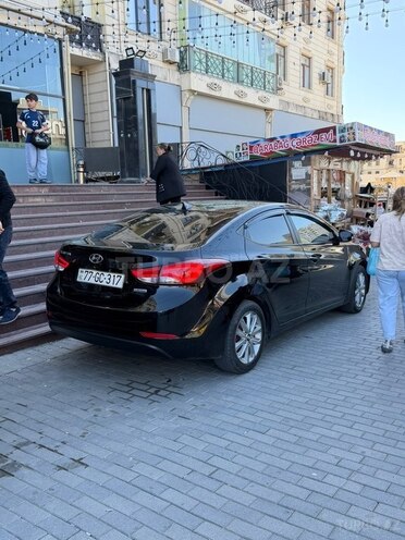 Hyundai Avante-8