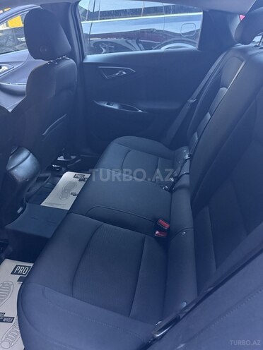 Chevrolet Malibu-5