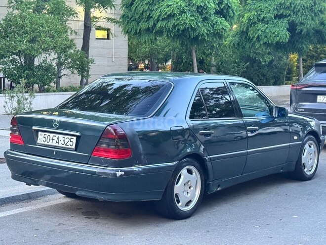 Mercedes C 180-4