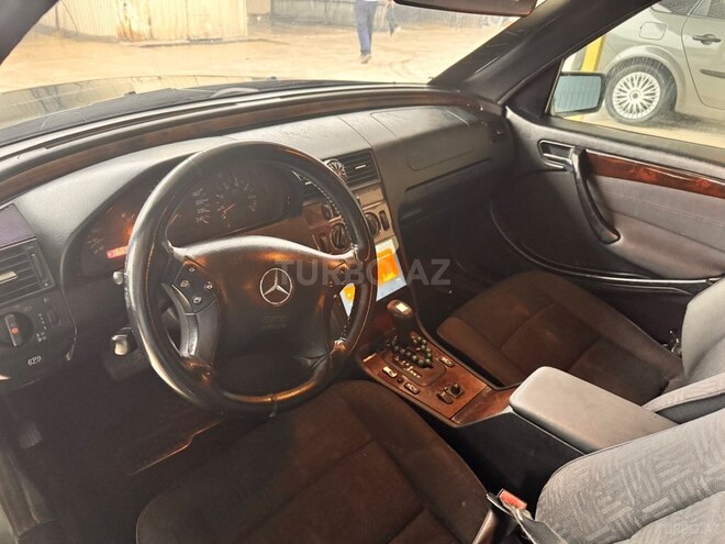Mercedes C 180-9