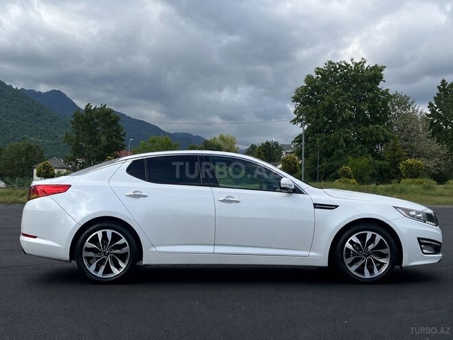 Kia Optima-5
